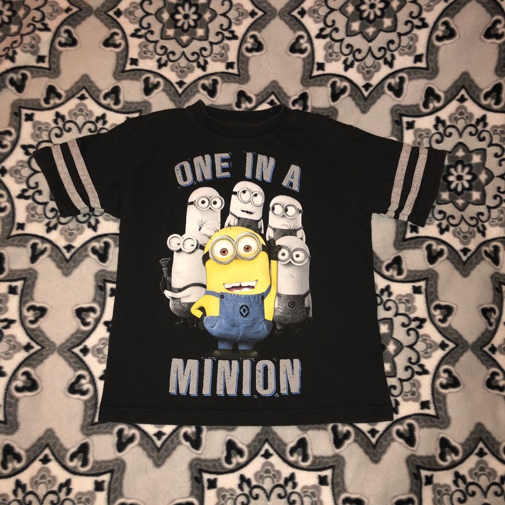 Minion tee+basketball shorts bundle